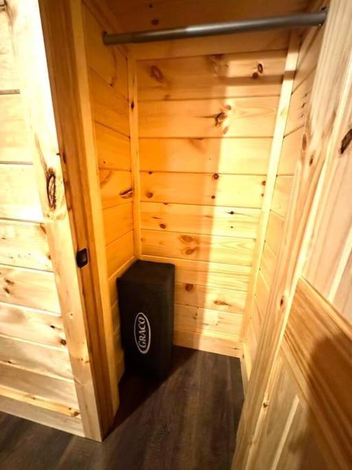 New! Indoor Pool/Ps 5/Hot Tub/Parkway Villa Pigeon Forge Kültér fotó
