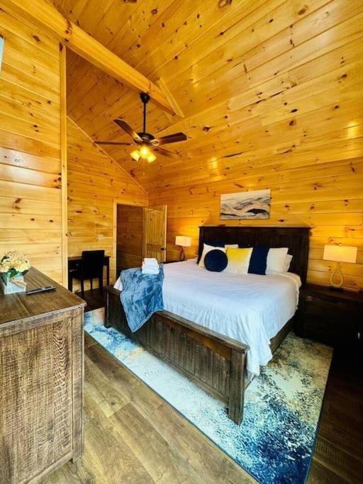 New! Indoor Pool/Ps 5/Hot Tub/Parkway Villa Pigeon Forge Kültér fotó
