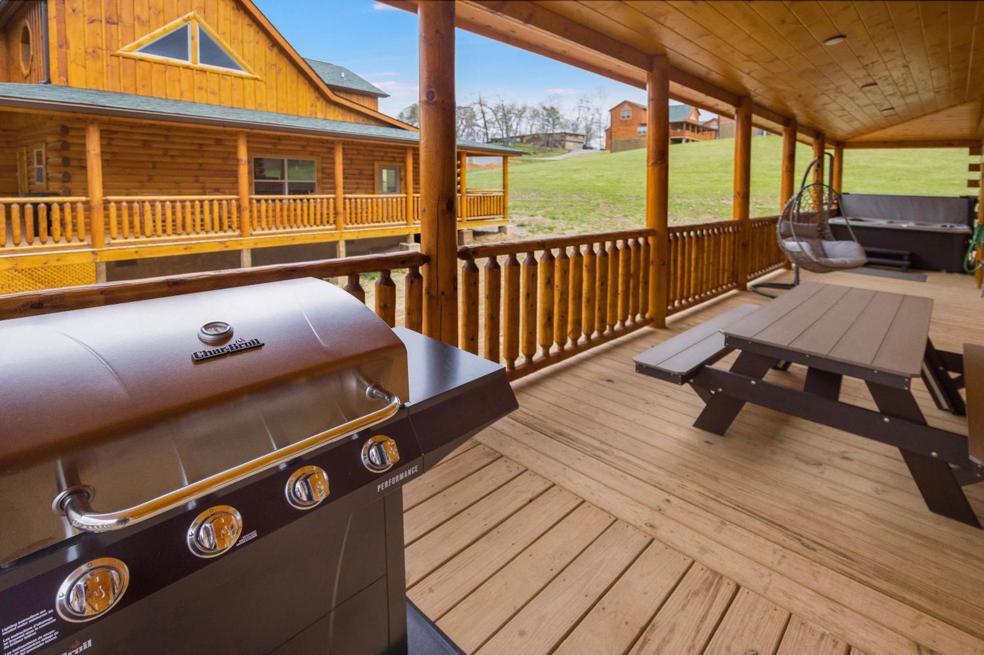 New! Indoor Pool/Ps 5/Hot Tub/Parkway Villa Pigeon Forge Kültér fotó